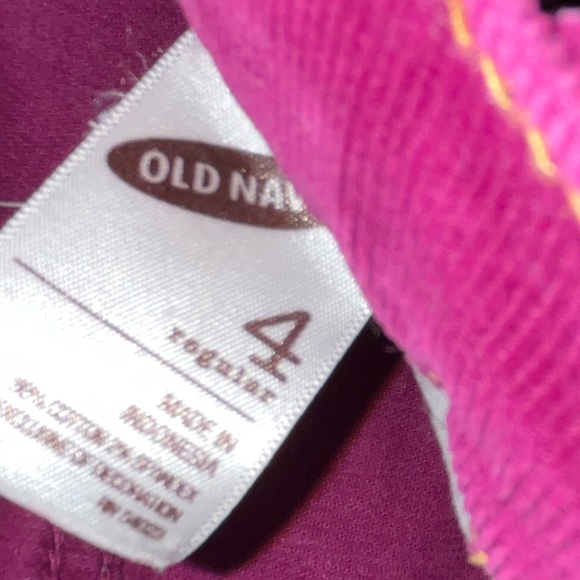 Old Navy The Sweetheart Maroon Corduroy Pants Sz 4 Boot cut - Picture 8 of 9